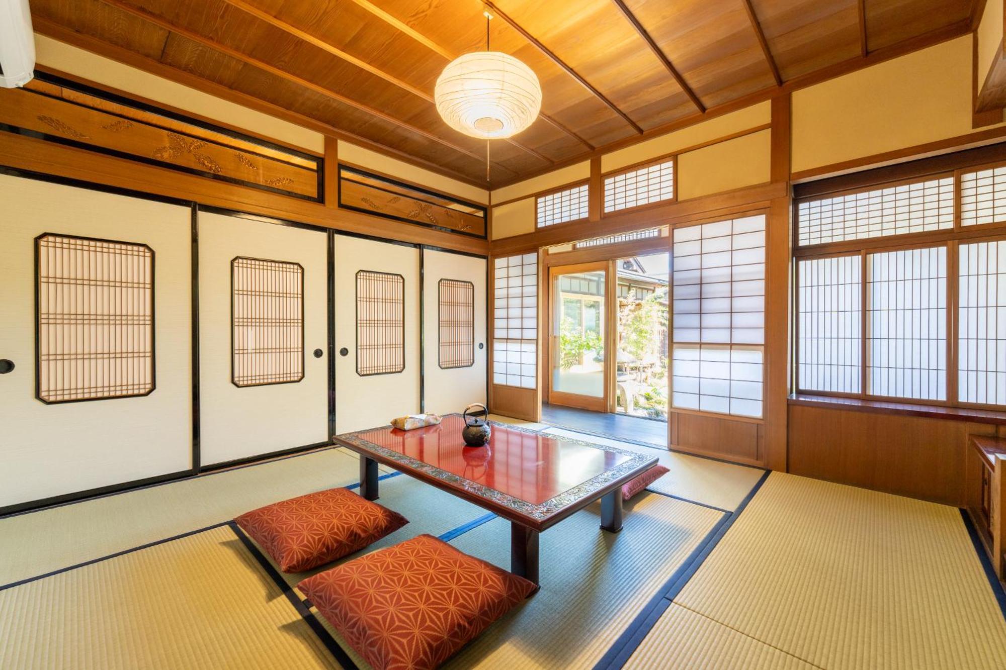 お宿一の華 Такаяма Экстерьер фото